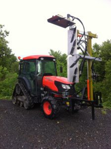 Taille vigne sur tracteur
